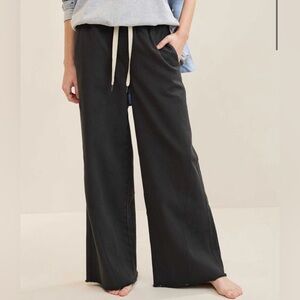 Aerie Soft Landing Trouser Smoked Gray Loose Fit‎ Super Wide Leg Large Short